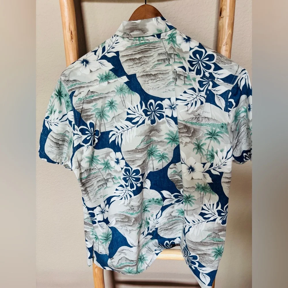 Go Barefoot Hawaiian Shirt XL 100% Cotton Scenic Floral Short Sleeve USA - Picture 3 of 5